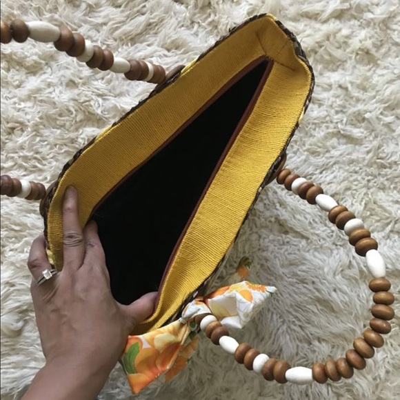 Purse - Picture 2 of 3